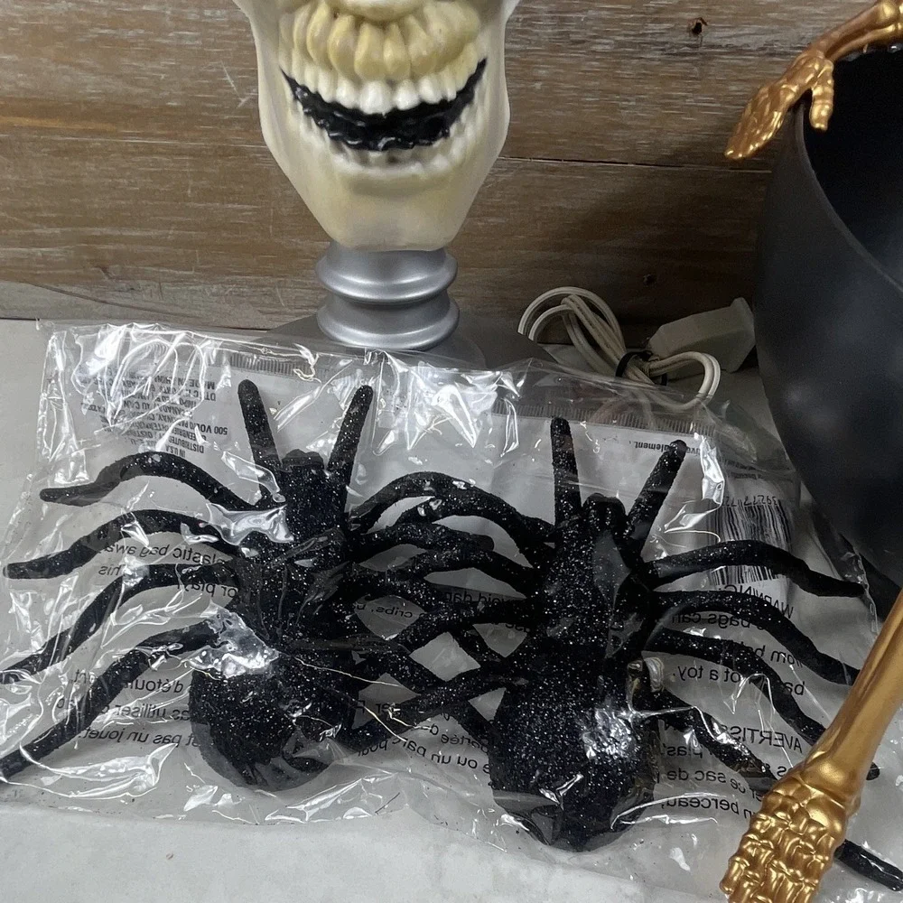 N/A halloween lot